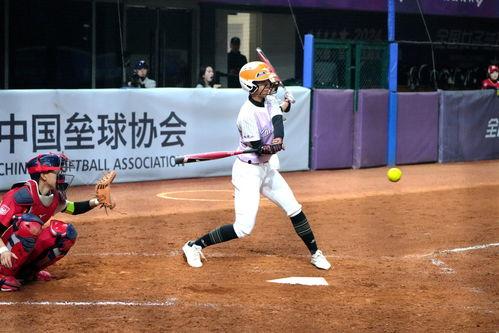 女子垒球爆料视频播放  第2张